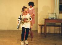 07 - Wer anderen eine Grube gr&auml;bt - Jugendtheater 1997